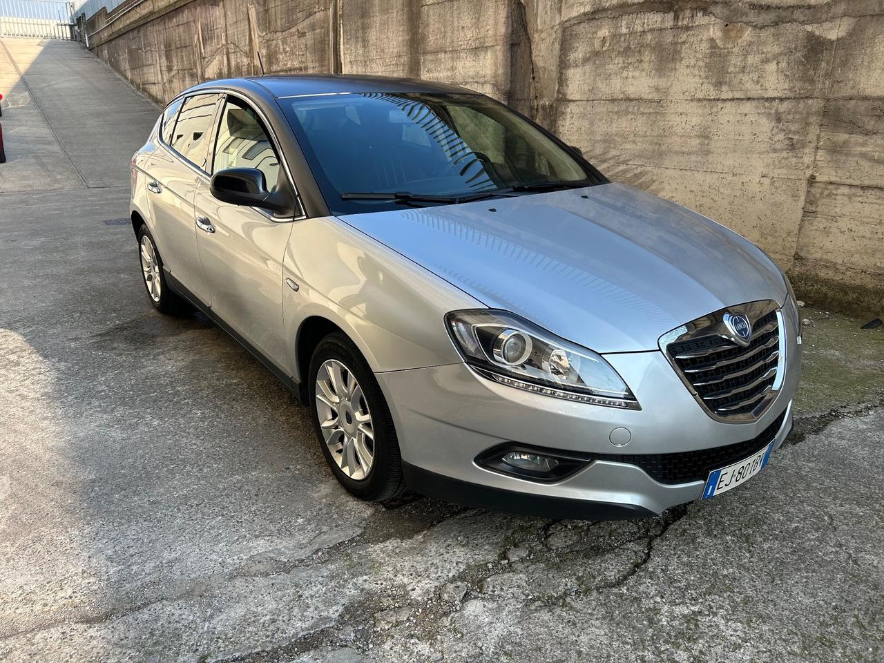 Lancia Delta 1.6 MJT DPF 105 CV Gold