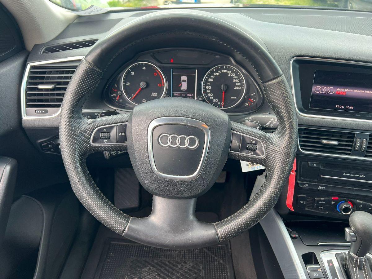 AUDI - Q5 - 2.0 TDI quattro S tronic S line