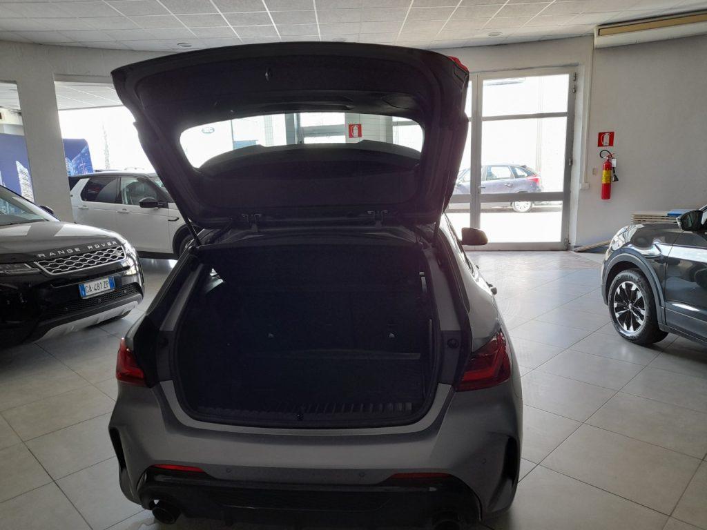 BMW Serie 1 (F40) M 135i xDrive