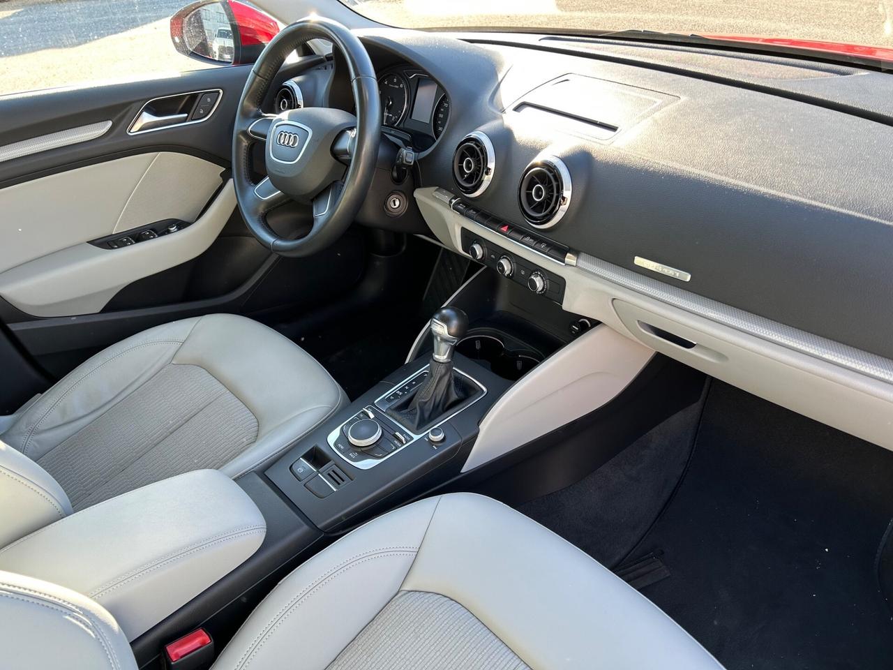 Audi A3 SPB 1.4 TFSI g-tron Ambiente