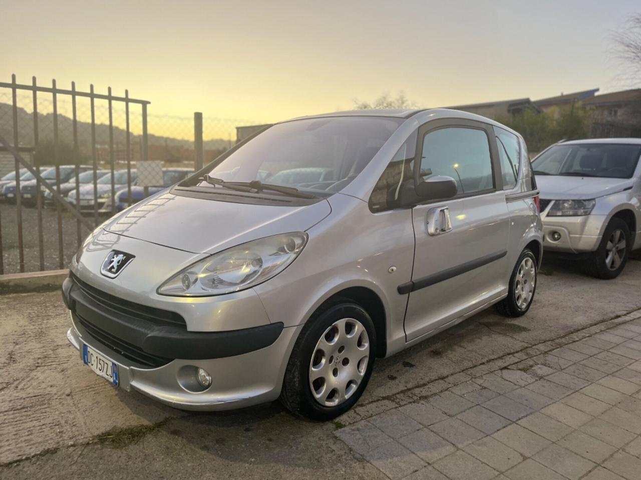 Peugeot 1007 1.4 HDI