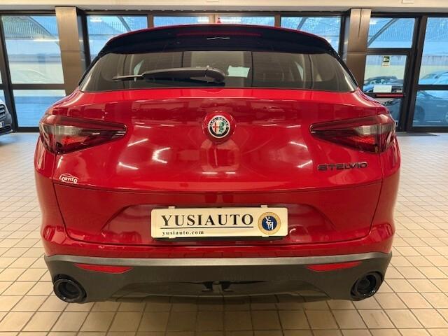Alfa Romeo Stelvio 2.2 Turbodiesel 180 CV AT8 Q4 Business