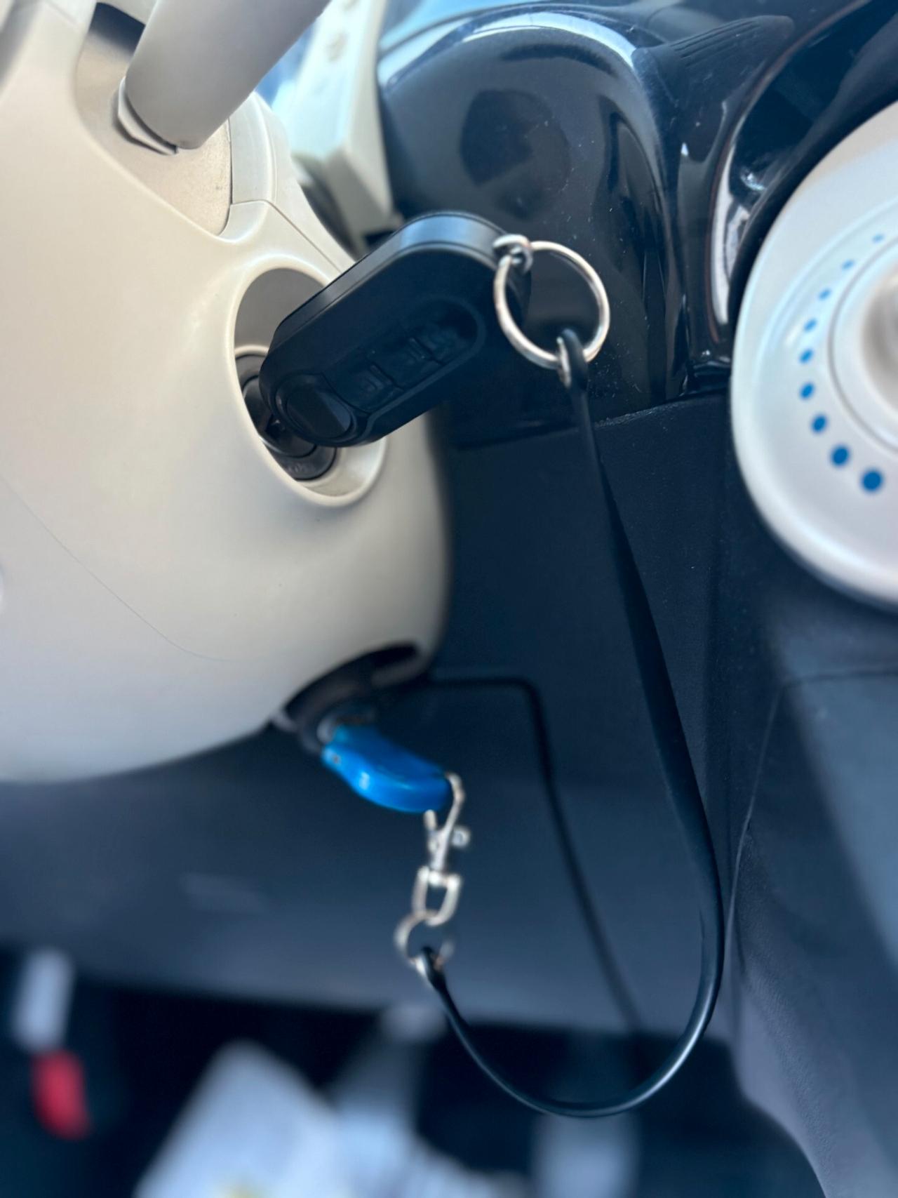 Fiat 500 1.0 hybrid Dolcevita 70cv adatta per NEO PATENTATI,CON BLOCK SHAFT,U-CONNECT,ANDROID AUTO,SCHERMO TO