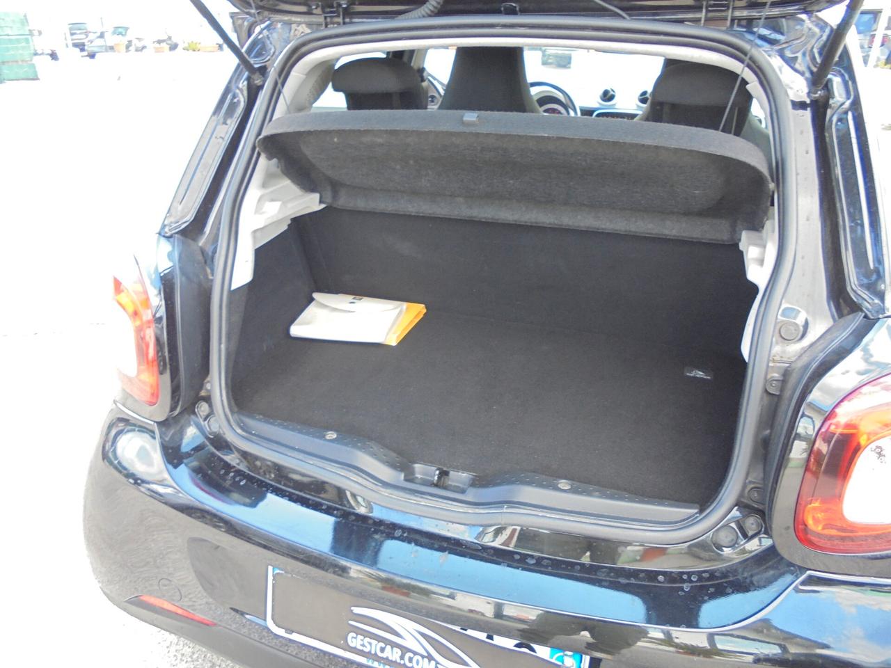 Smart ForFour 70 1.0 Youngster