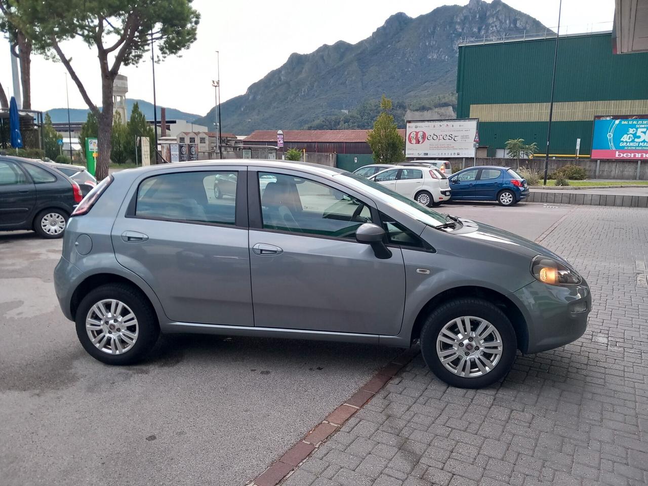 Fiat Punto Benzina/Metano OK NEO