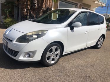 Renault Scenic Scénic X-Mod 1.5 dCi 110CV 7 POSTI