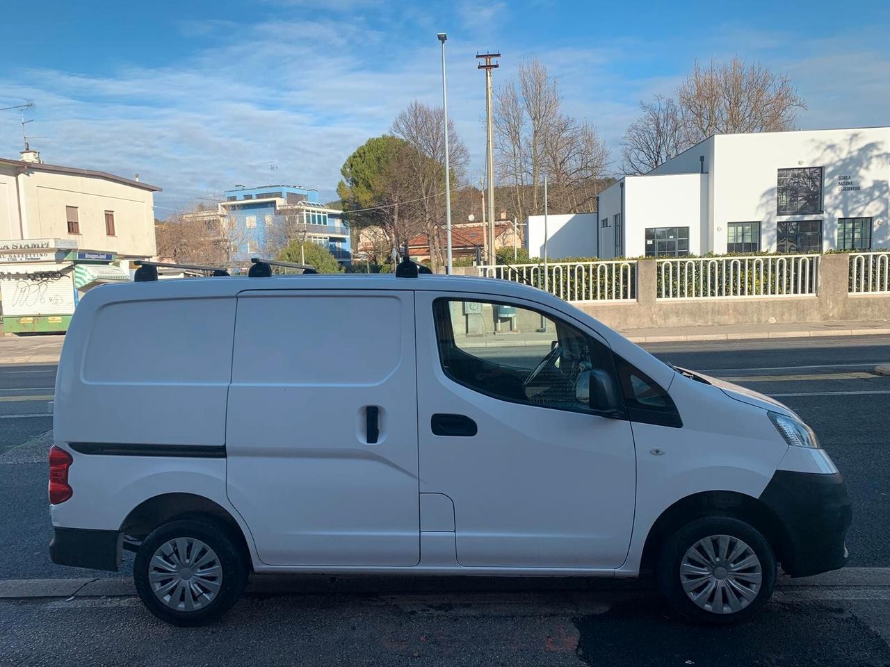 Nissan NV200 doppia porta laterale