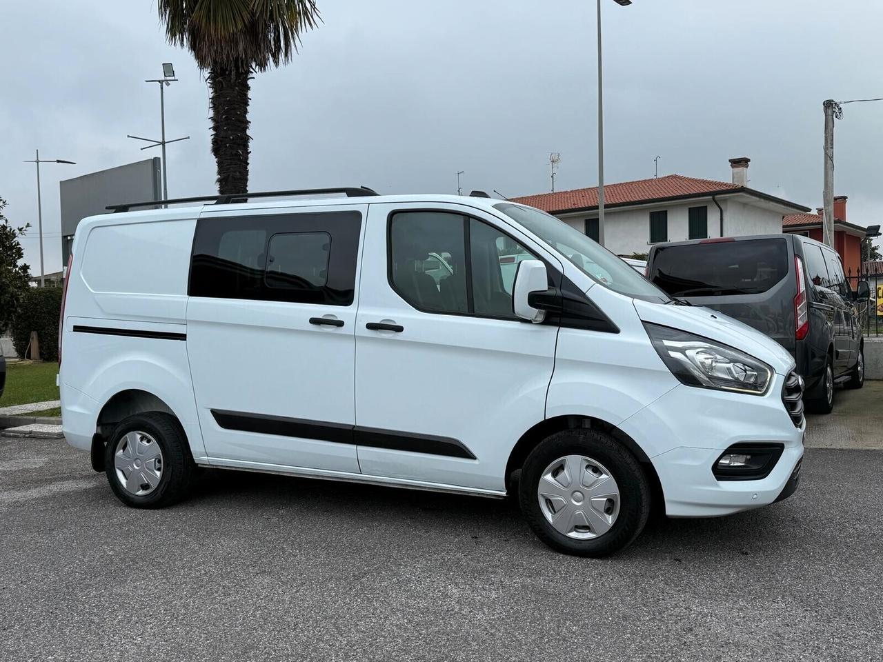 Ford Transit Custom Van 2.0 EcoBlue 6 POSTI DOPPIA CABINA