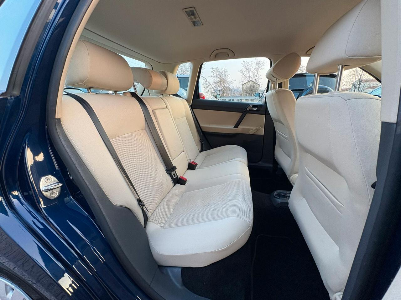 VOLKSWAGEN POLO NEOPATENTATI AUTOMATICO KM 104.559