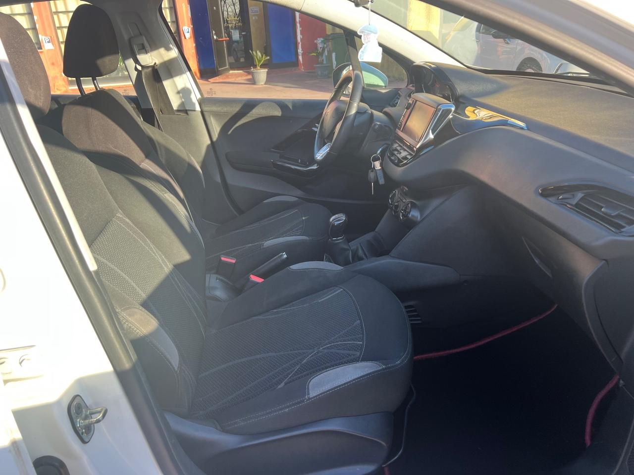 Peugeot 208 1.4 HDi 68 CV 5 porte Active