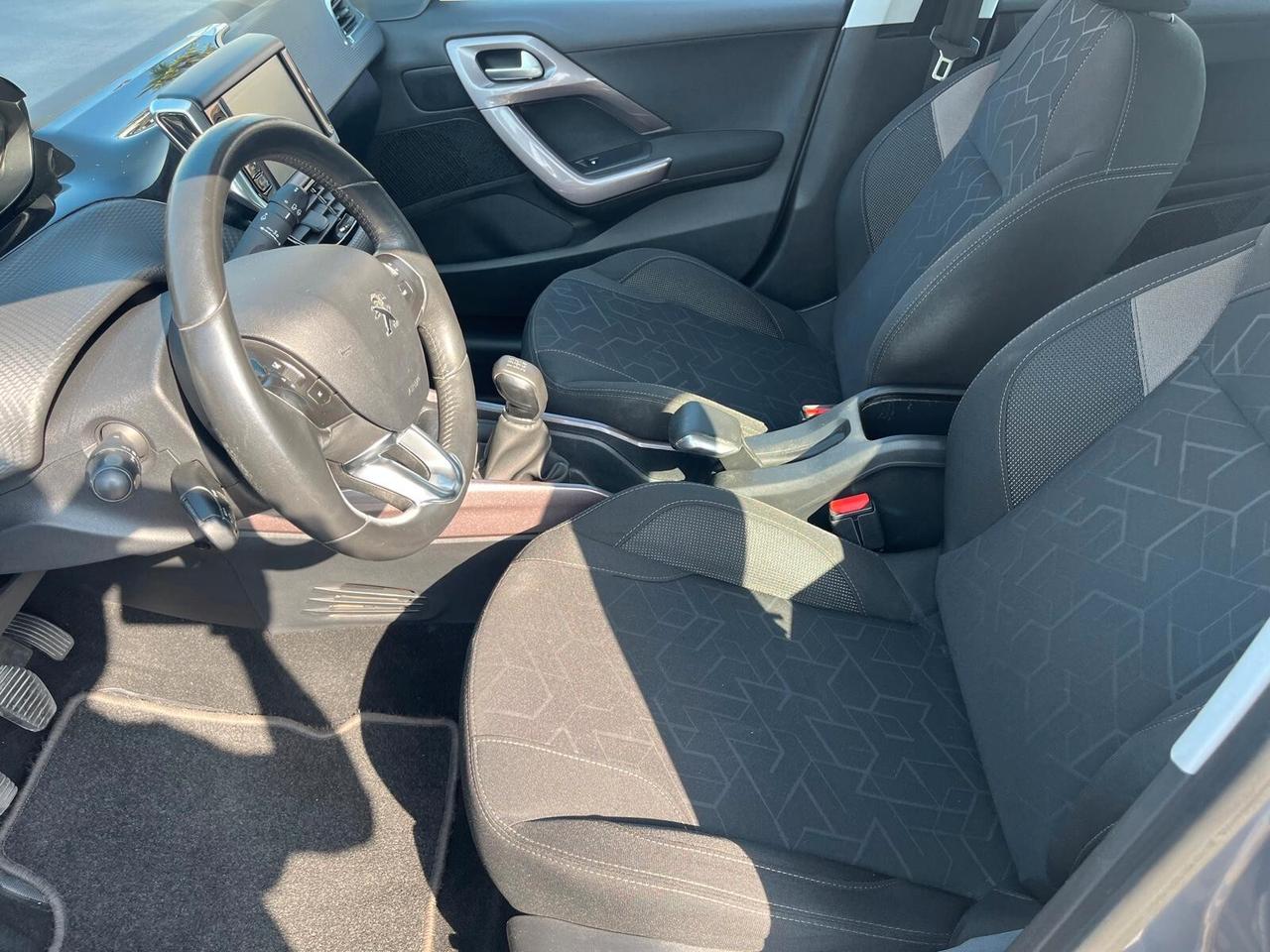 Peugeot 2008 BlueHDi 100 Active **NEOPATENTATI**