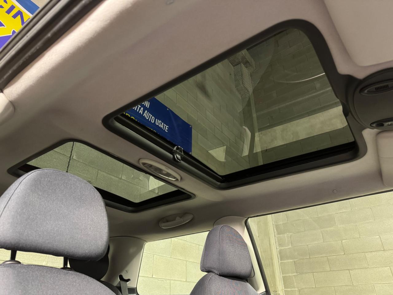 Mini 1.4 tdi One D TETTO PANORAMICO/NEOPATENTATI