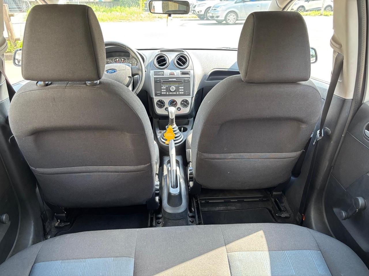 Ford Fiesta 1.2 benzina