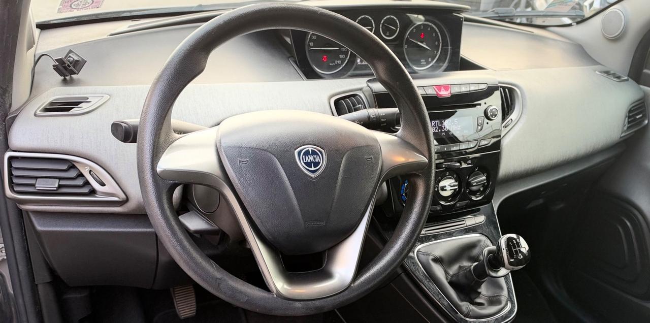 Lancia Ypsilon 0.9 Natural Power 84 Cv