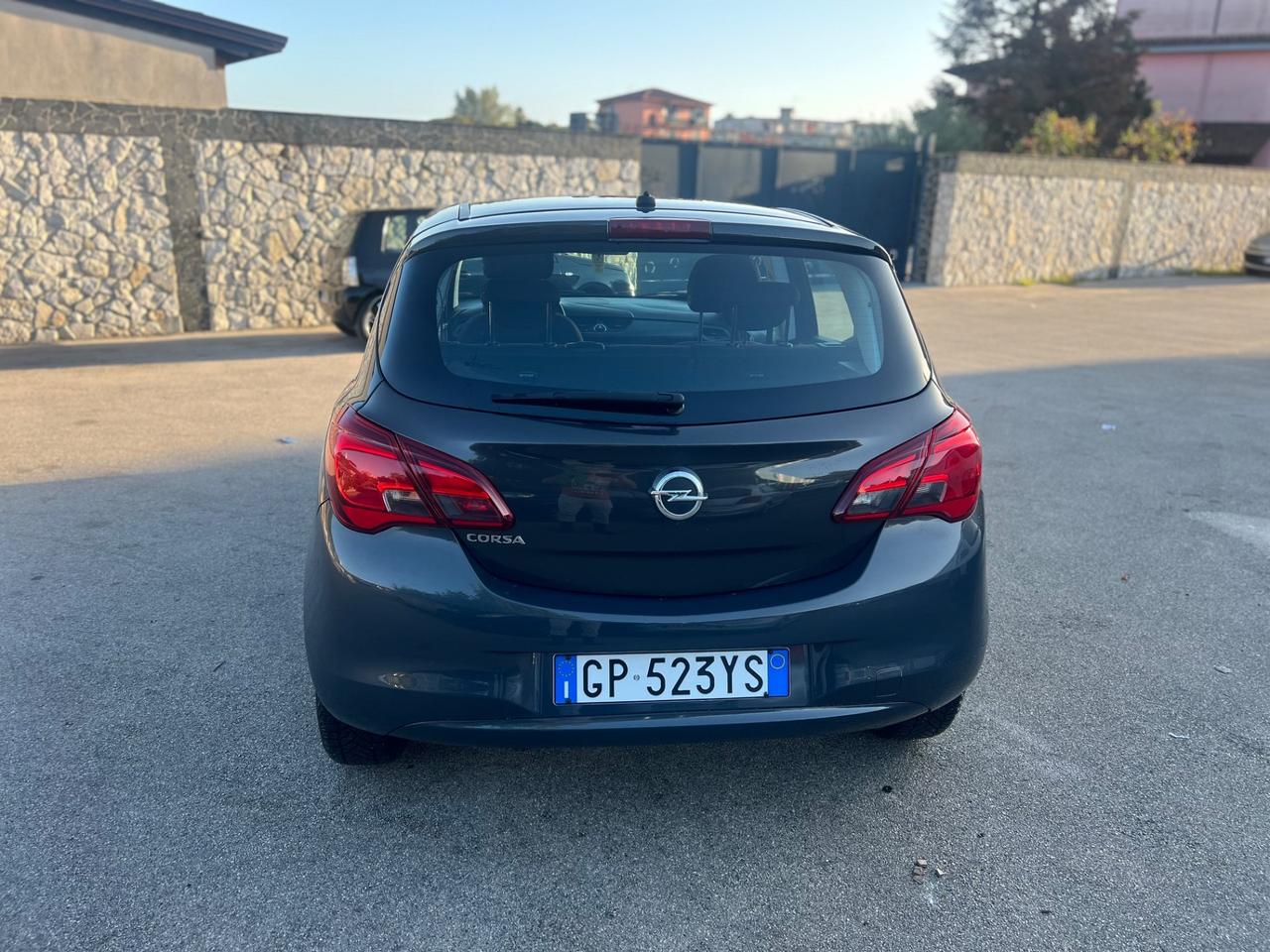 Opel Corsa 1.2 5 porte