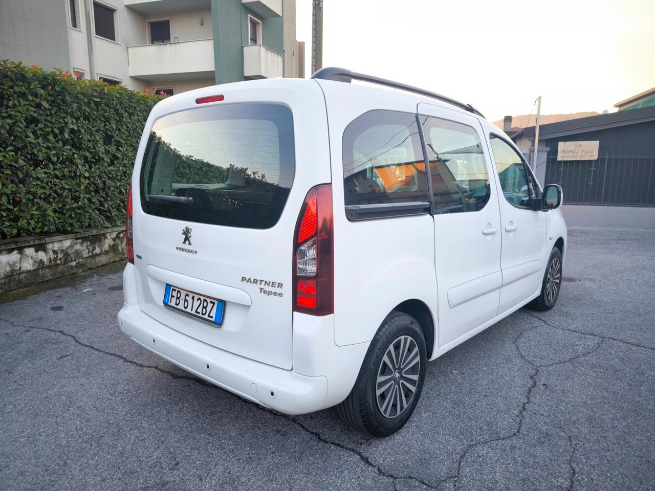 PEUGEOT PARTNER TEPEE 1,6 HDI – OK NEOPATENTATI