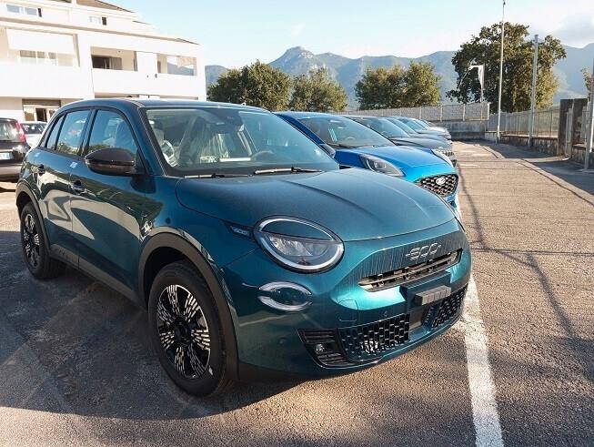 Fiat 600 Hybrid 110 CV DCT MHEV Serie Speciale ICON