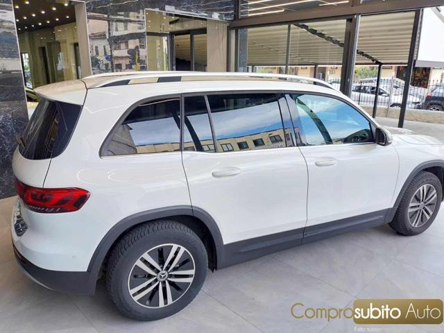 MERCEDES-BENZ GLB 180 D Automatic Premium