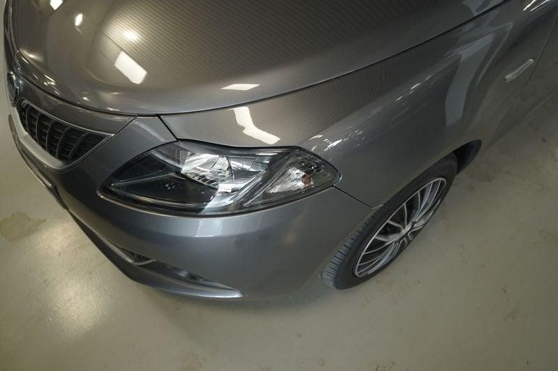 Lancia Ypsilon III 2021 1.0 firefly hybrid Gold s&s 70cv