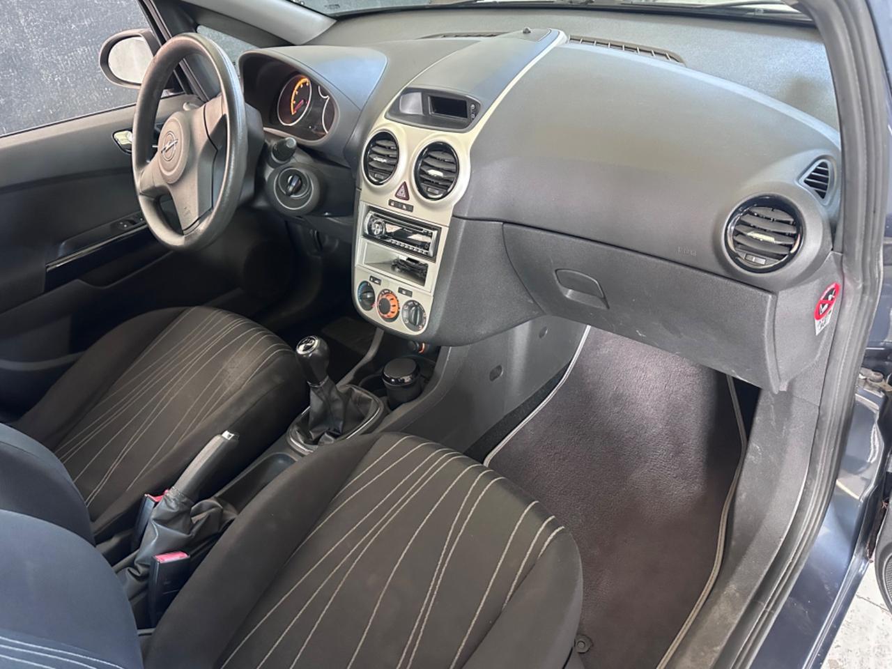 Opel Corsa 1.2 5 porte Enjoy