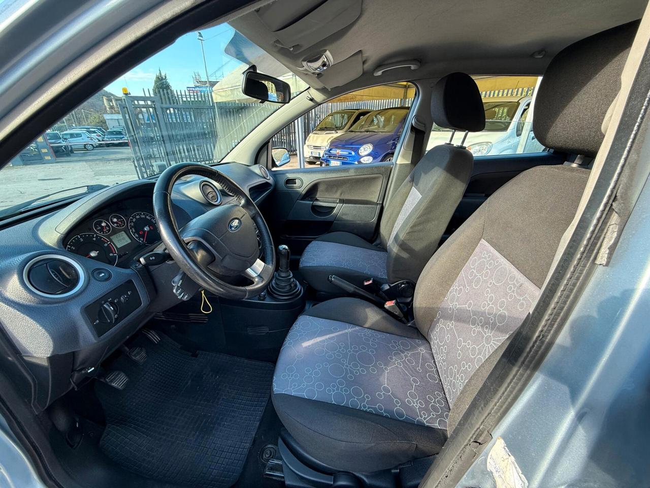 Ford Fiesta 1.4 TDCi 5p. Ghia