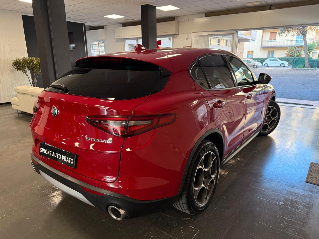 Alfa Romeo Stelvio 2.2 Turbodiesel 160 CV AT8 RWD Business