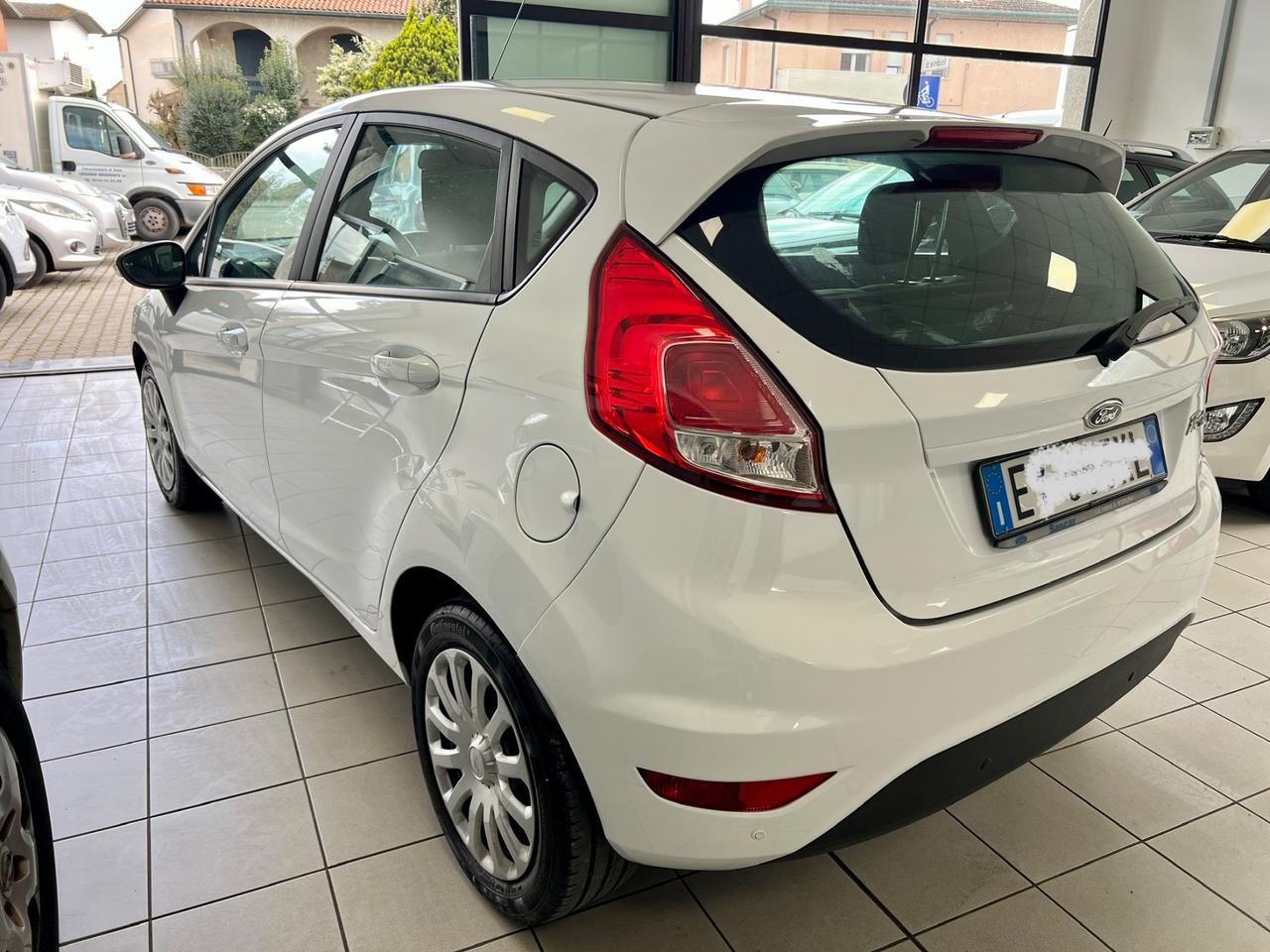Ford Fiesta 1.4 5 porte Bz.- GPL