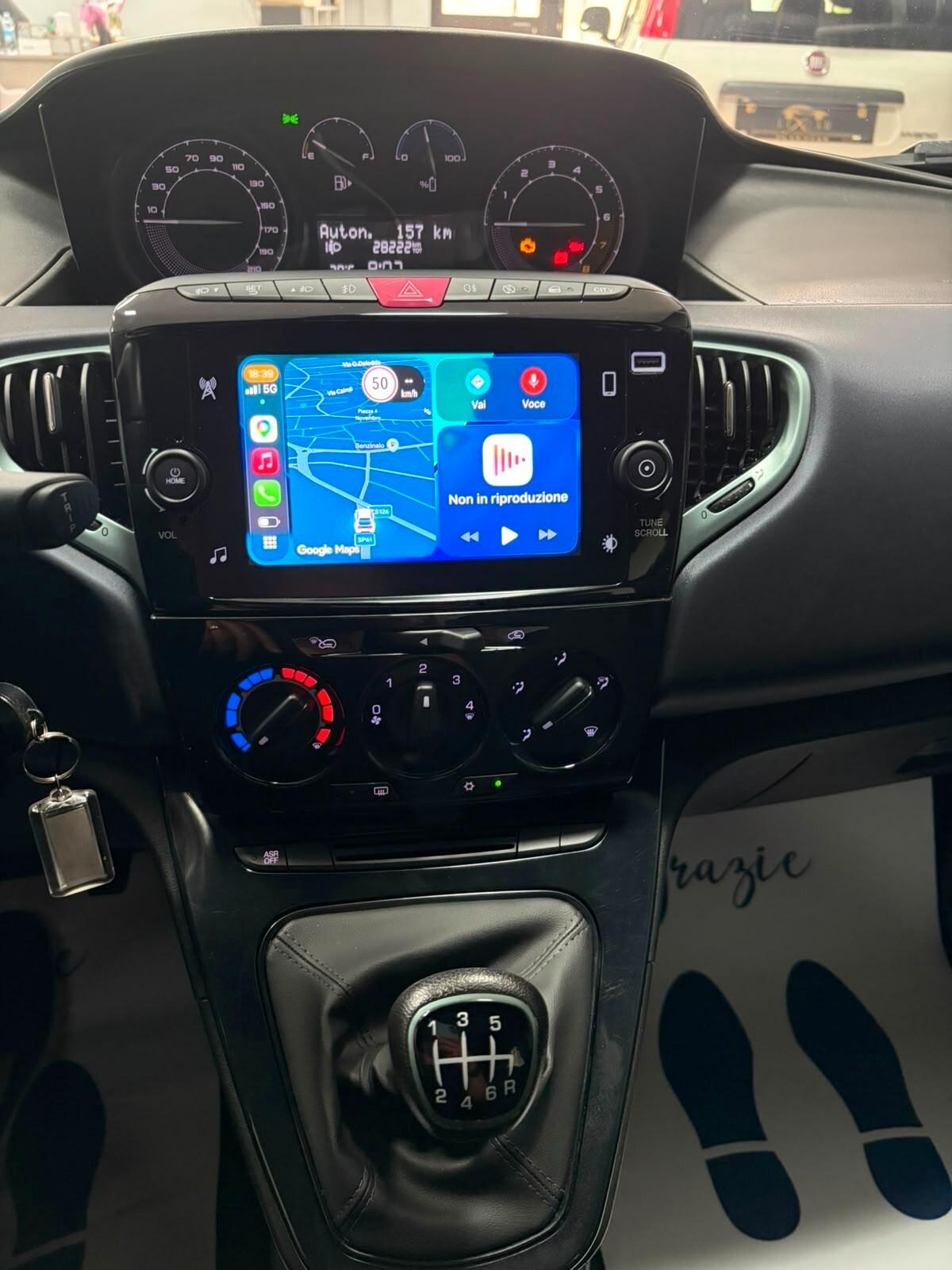 Lancia Ypsilon 1.0 FireFly 5 porte S&S Hybrid Gold