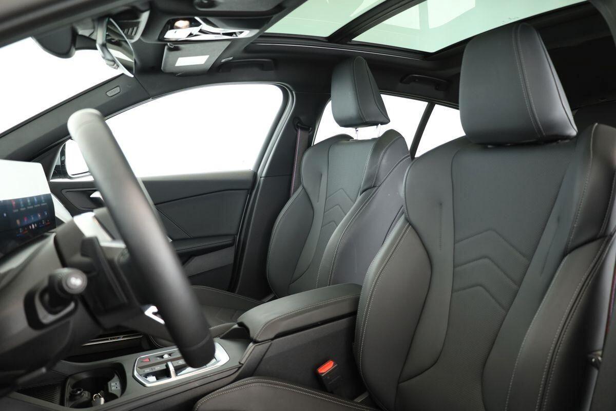 Bmw 118 BMW 118 d M SPORT MATRIX PANO KAMERA "19" CURVED