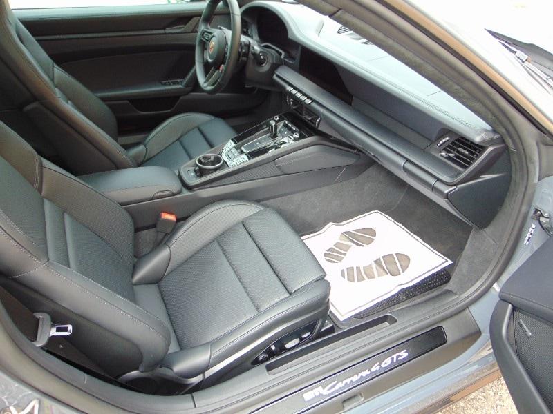 PORSCHE 911 (992) 911 Carrera 4 GTS