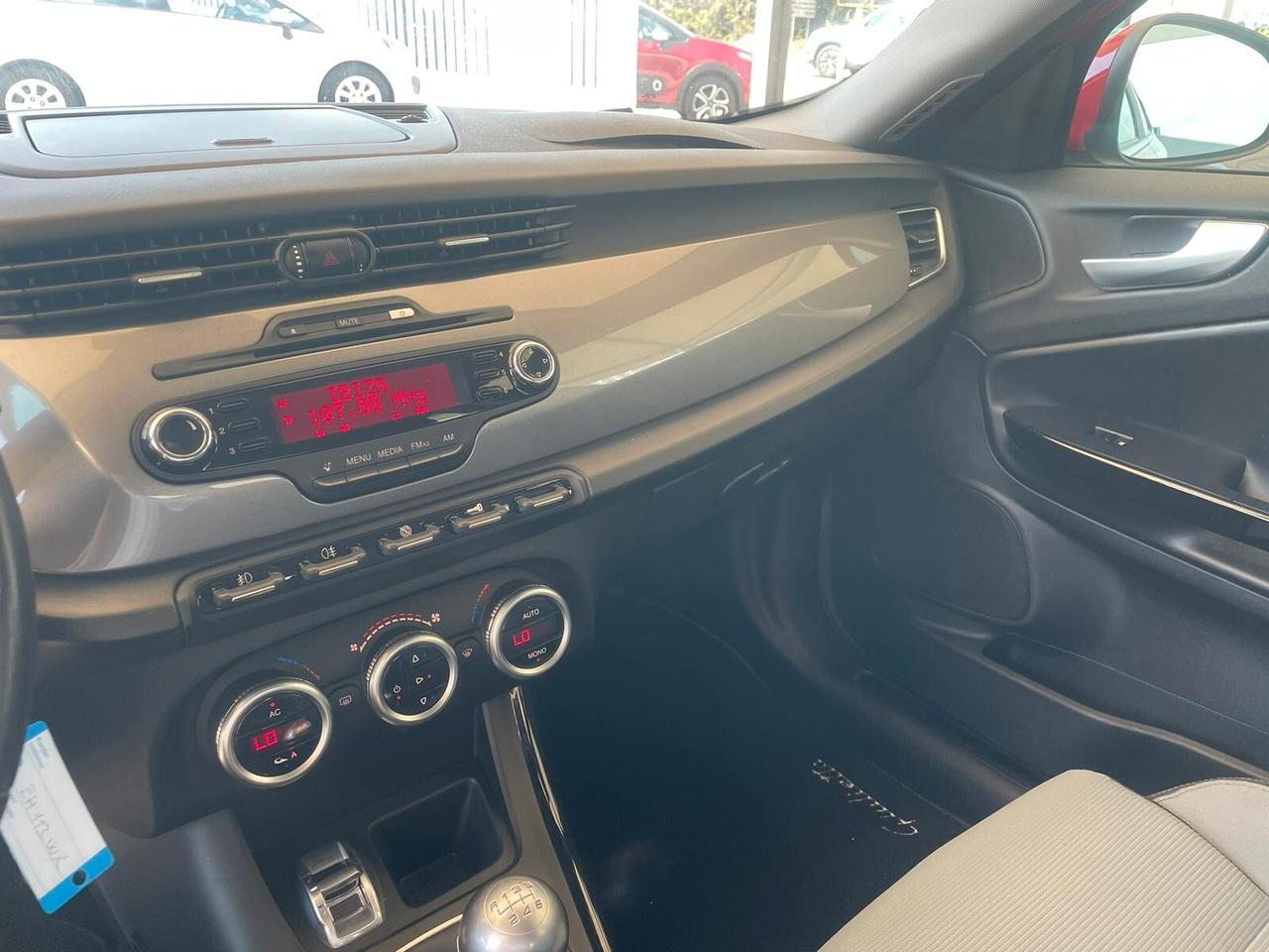 Alfa Romeo Giulietta 1.6 JTDm-2 105 CV Exclusive