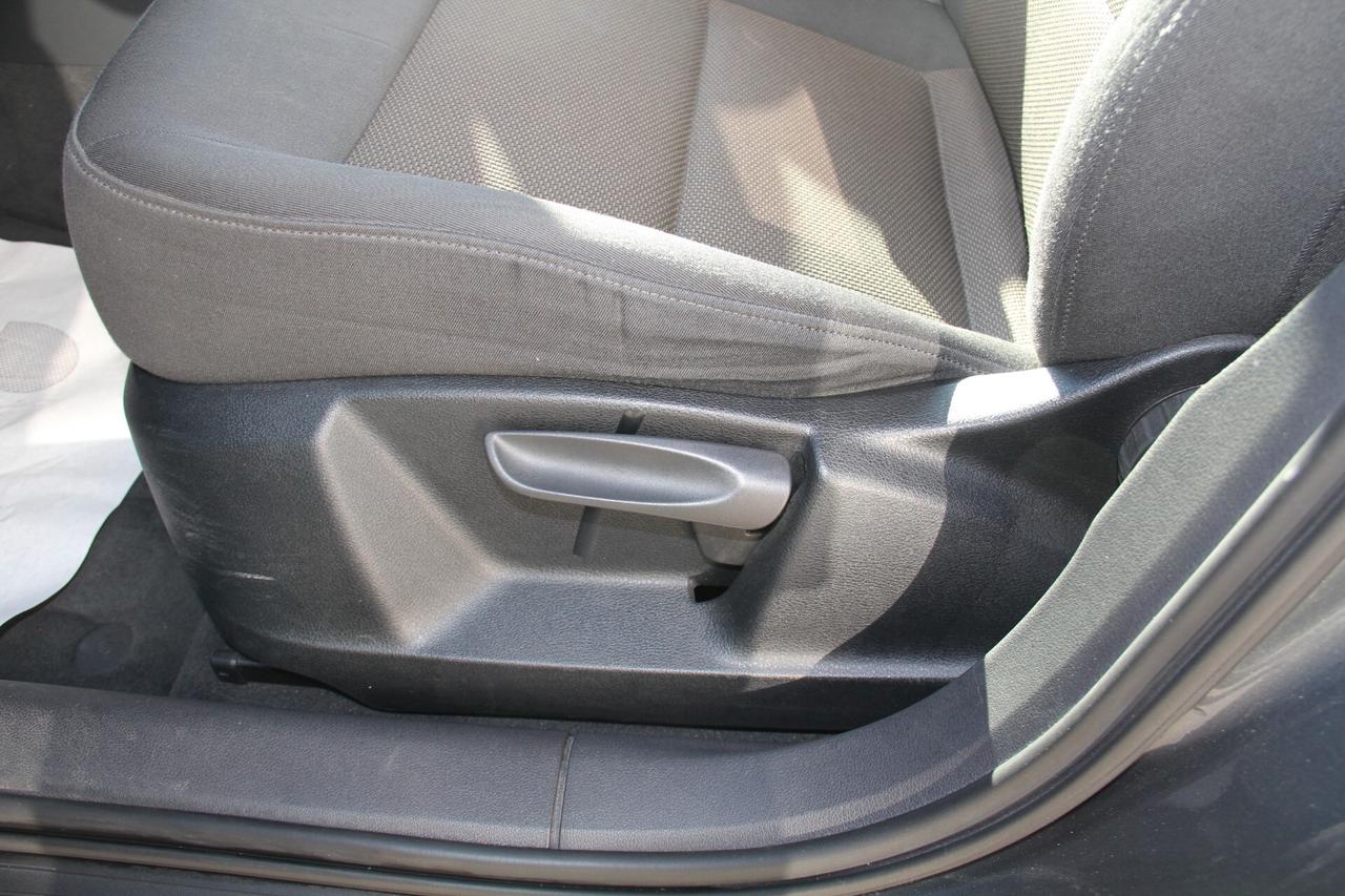 Audi Q3 2.0 TDI Business (KW 103 CV 140 Neopatentati)