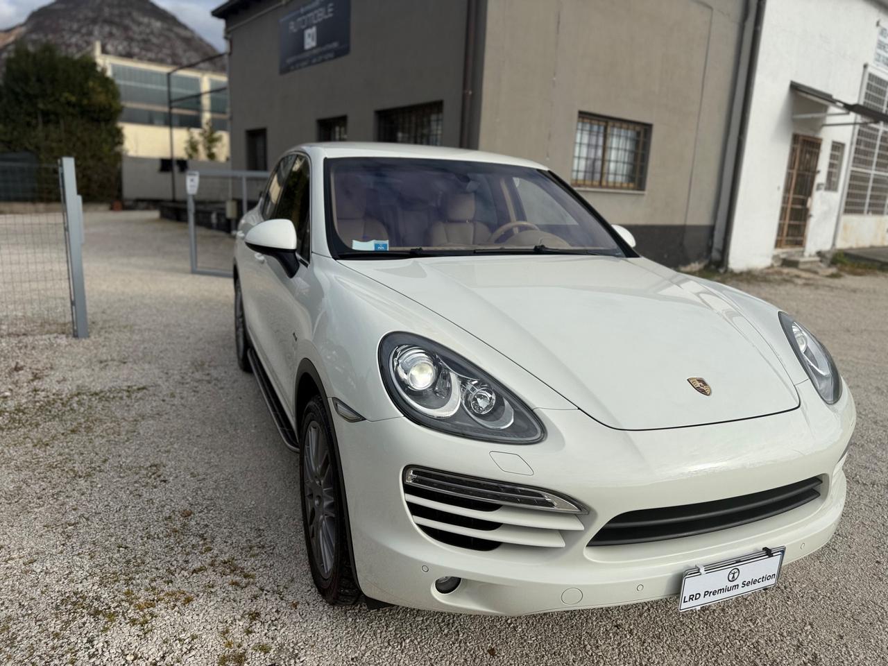 Porsche Cayenne 3.0 Diesel 245cv navi*led+pelle Euro5