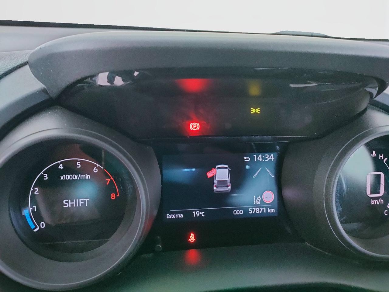 TOYOTA Yaris IV 2020 - Yaris 1.0 Trend