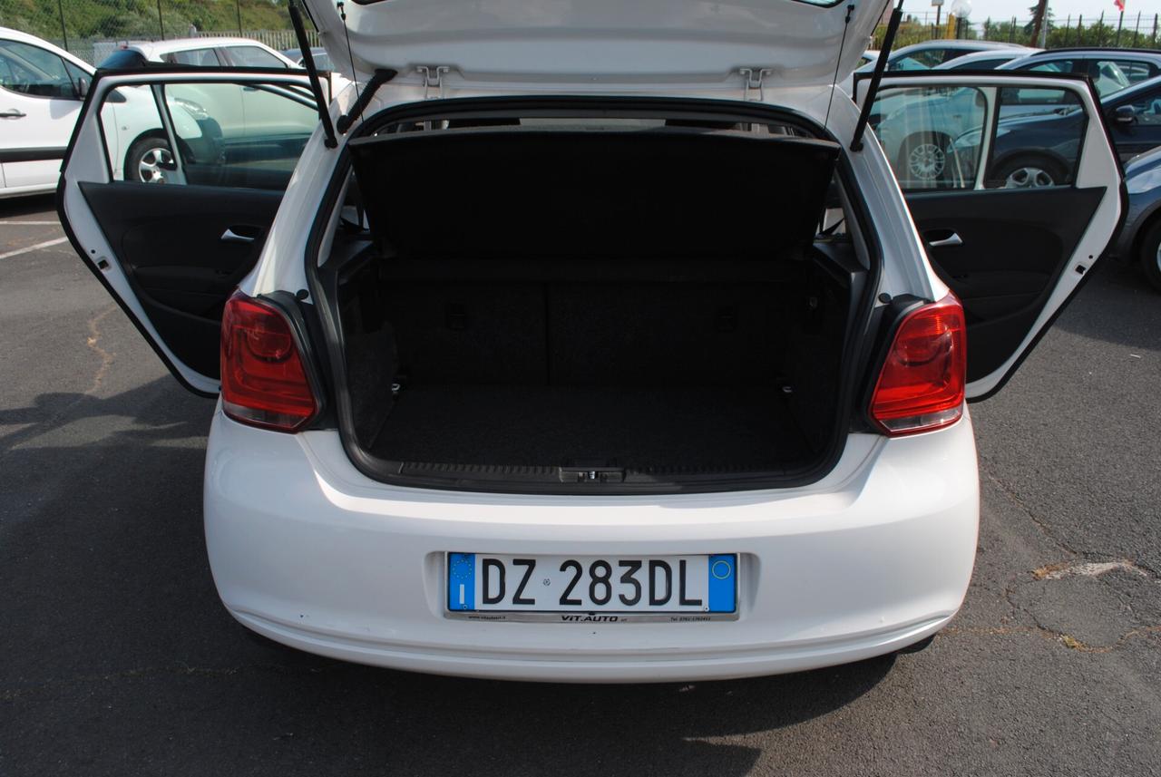 VOLKSWAGEN POLO 1.6 TDI 75 CV OK NEOPATENTATI