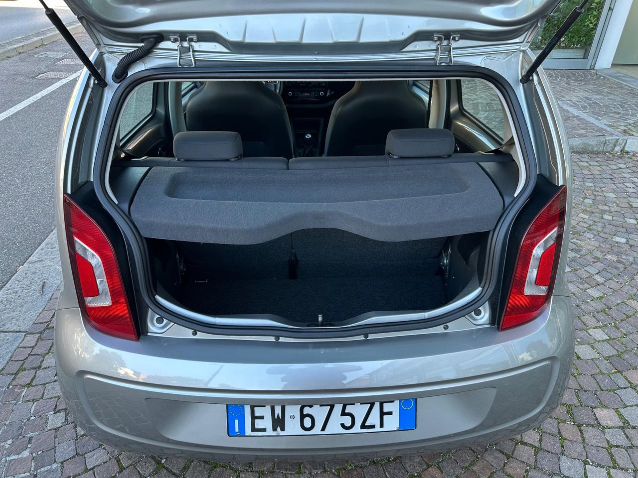 Volkswagen up! 1.0 5p. eco move BlueMotion Technology