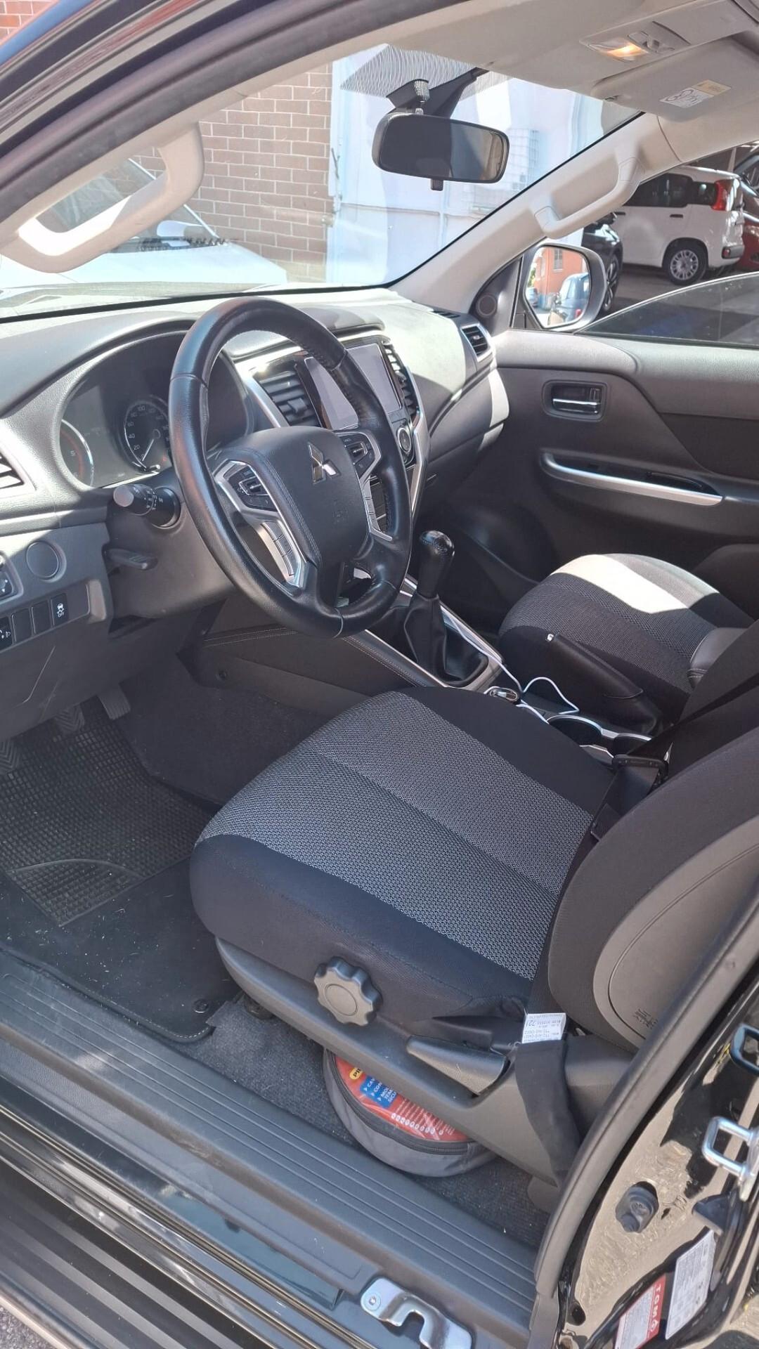 Mitsubishi L200 2.3 D Double Cab 4x4 Easy Select Invite Connect