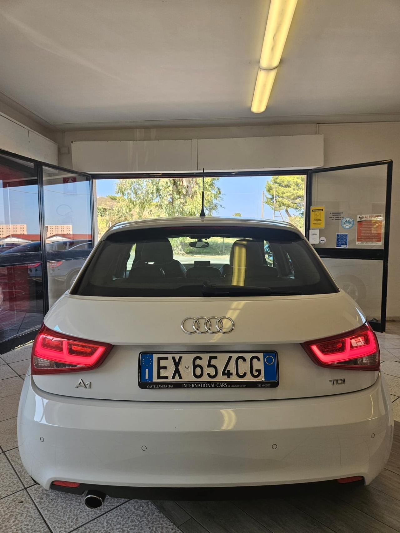 Audi A1 SPB 1.6 TDI Sline 90cv neopatentati