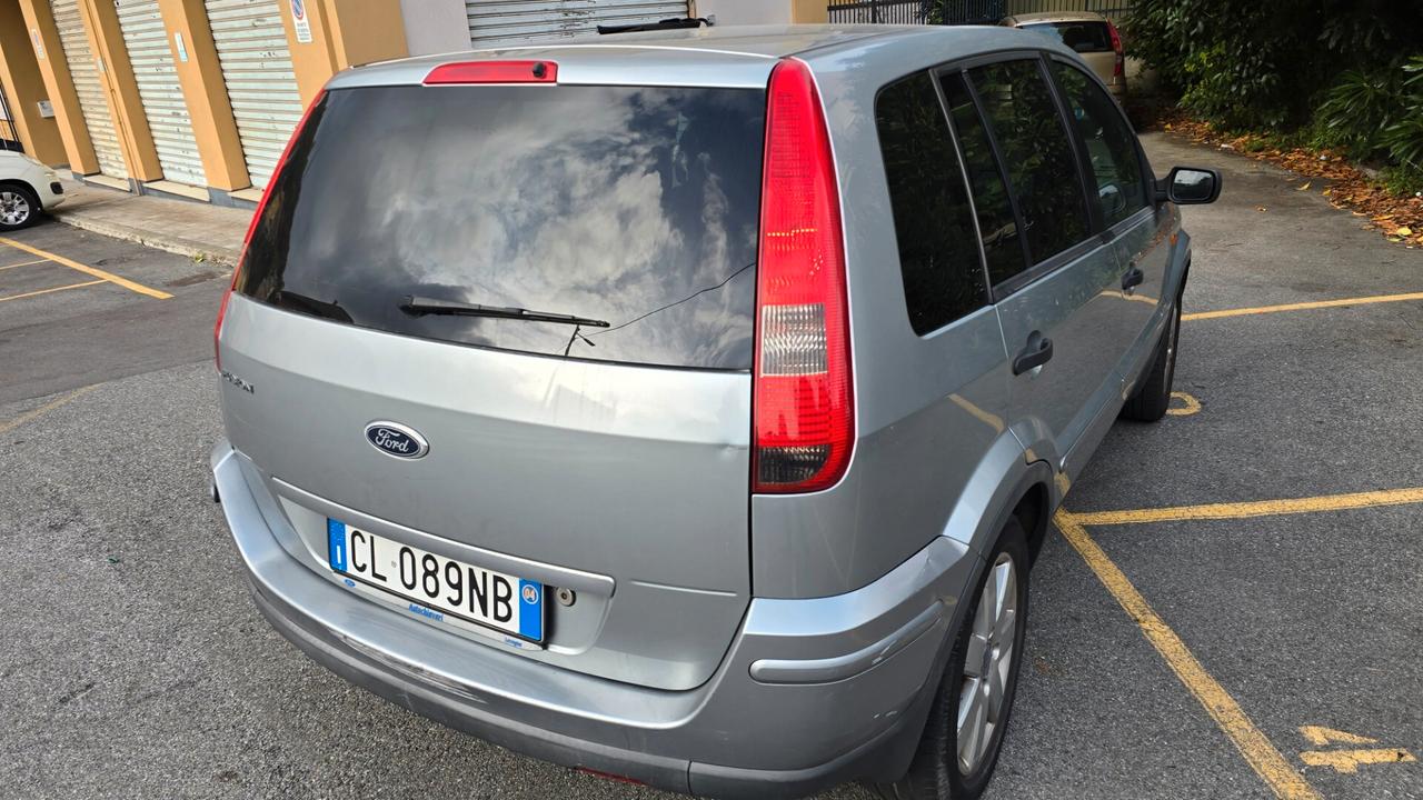 Ford Fusion 1.6 16V 5p. Leather