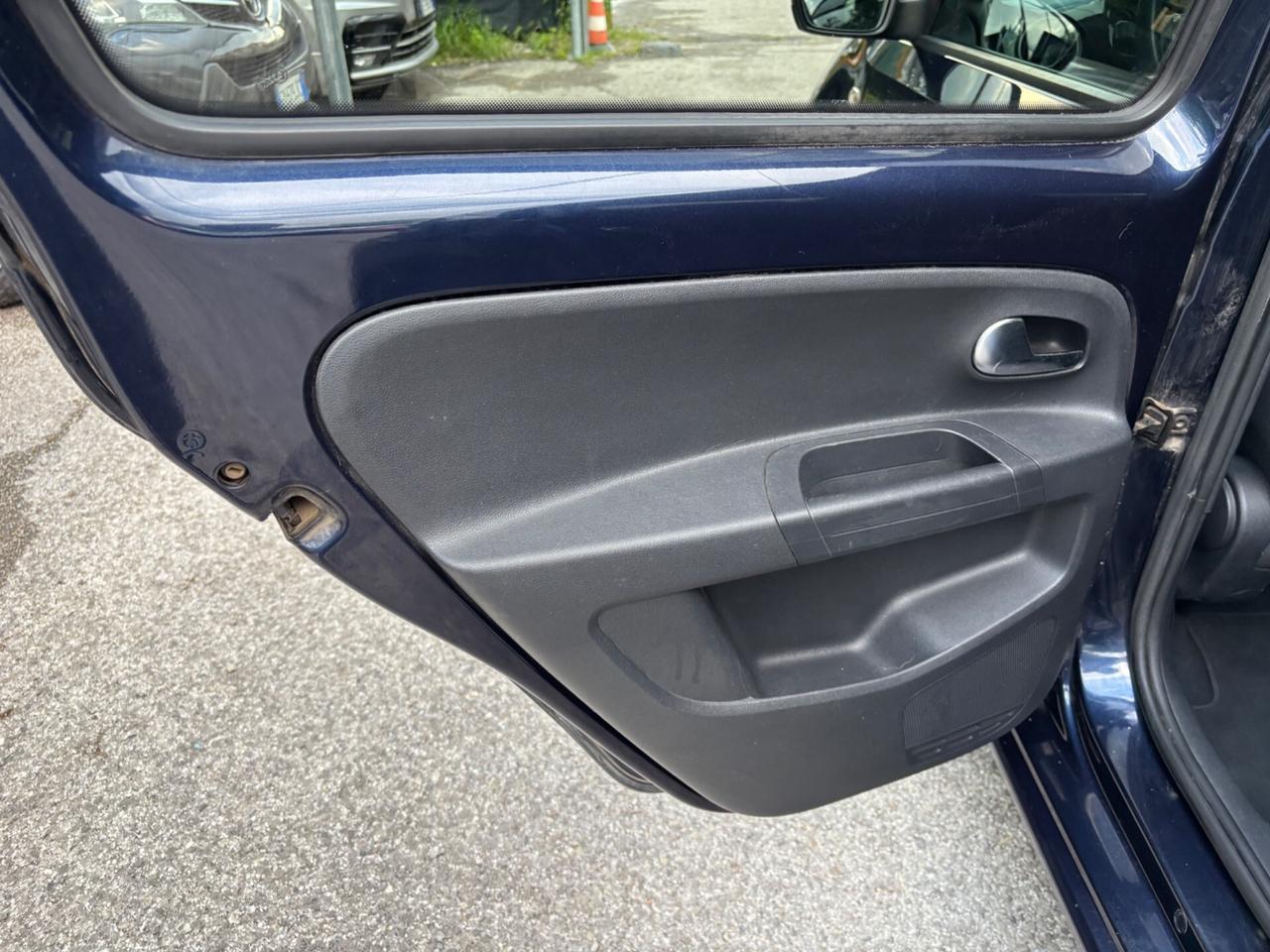Volkswagen up! 1.0 5p. highline METANO OK NEOPATENTATI