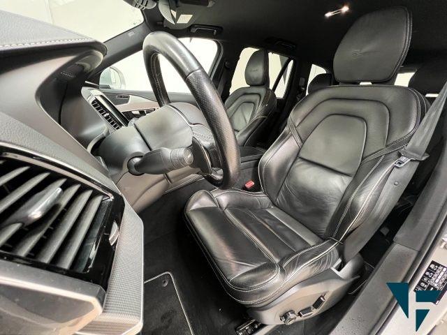 VOLVO XC90 D5 AWD Geartronic R-design