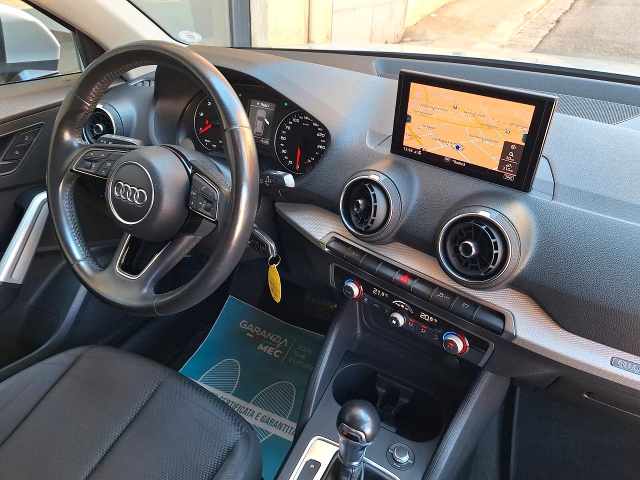 Audi Q2 30 TDI S tronic Identity Black