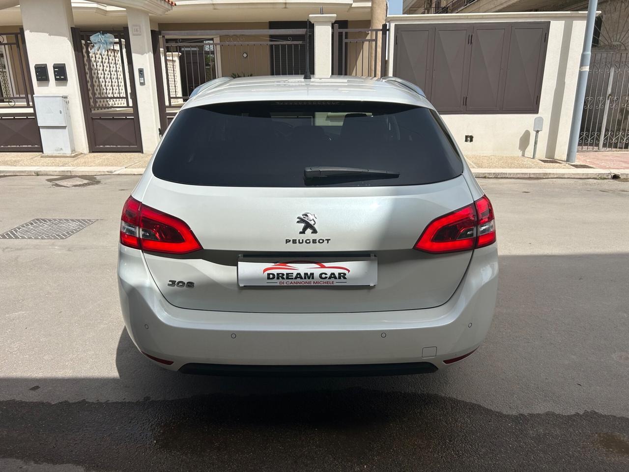 Peugeot 308 BlueHDi 120 S&S SW Allure