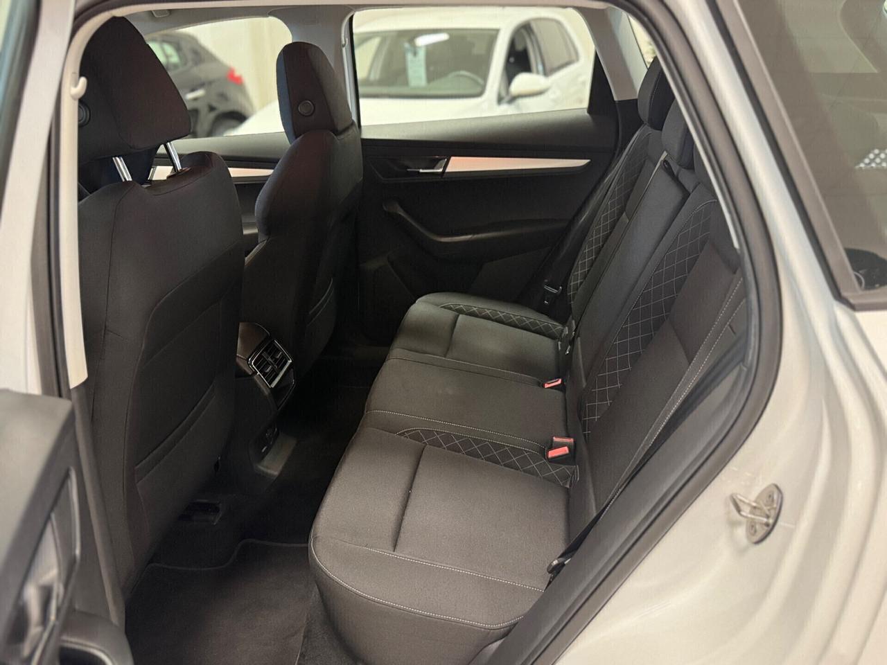 Skoda Karoq 2.0 TDI SCR 4x4 DSG SportLine-CONDIZIONI ECCELLENTI