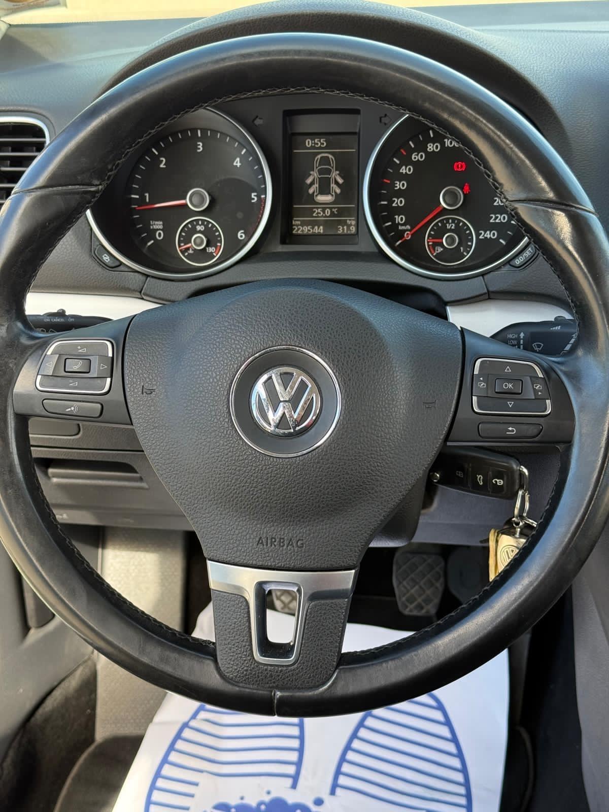 Volkswagen Golf 1.6 TDI DPF 5p. Highline Ok neopatentati
