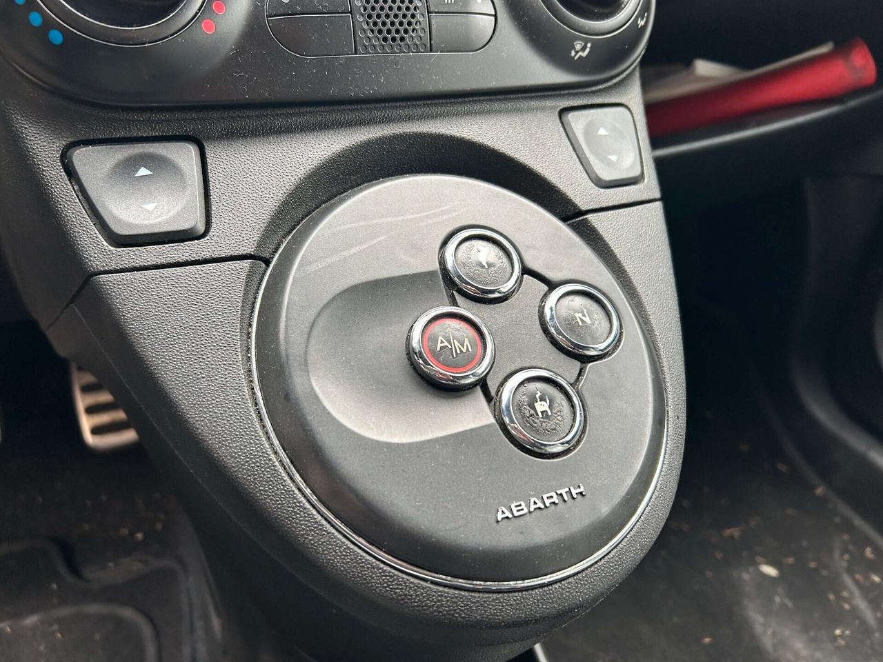 Abarth 500 C 1.4 T-Jet 140CV MTA - 2012 *Cambio?