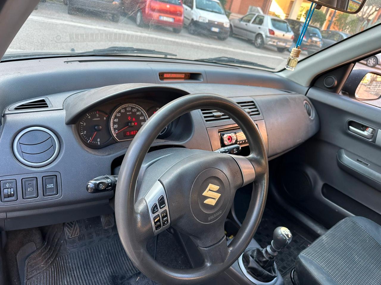 Suzuki Swift 1.3 DDiS 5p. 12 MESI DI GARANZIA