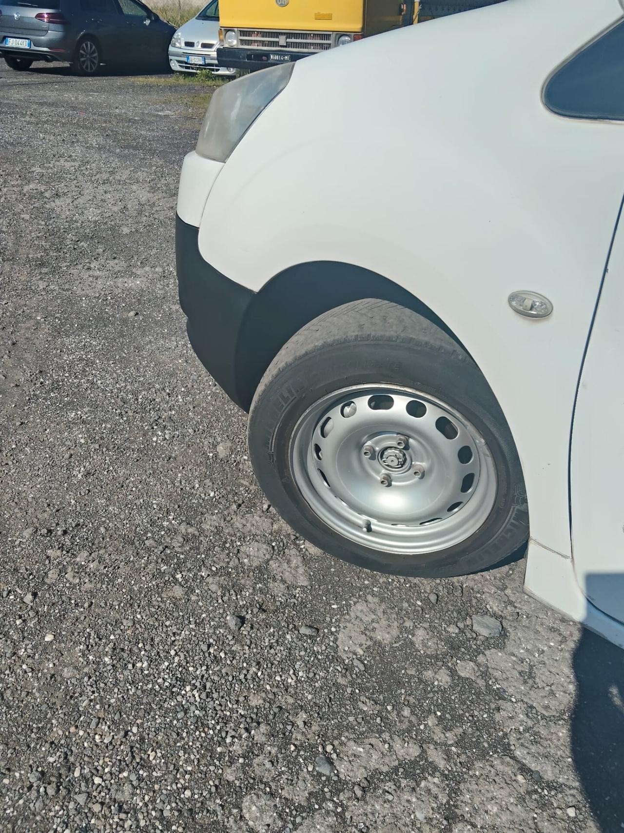 Peugeot Partner 1.6 8V HDi 90CV FAP L1 3 posti Furgone