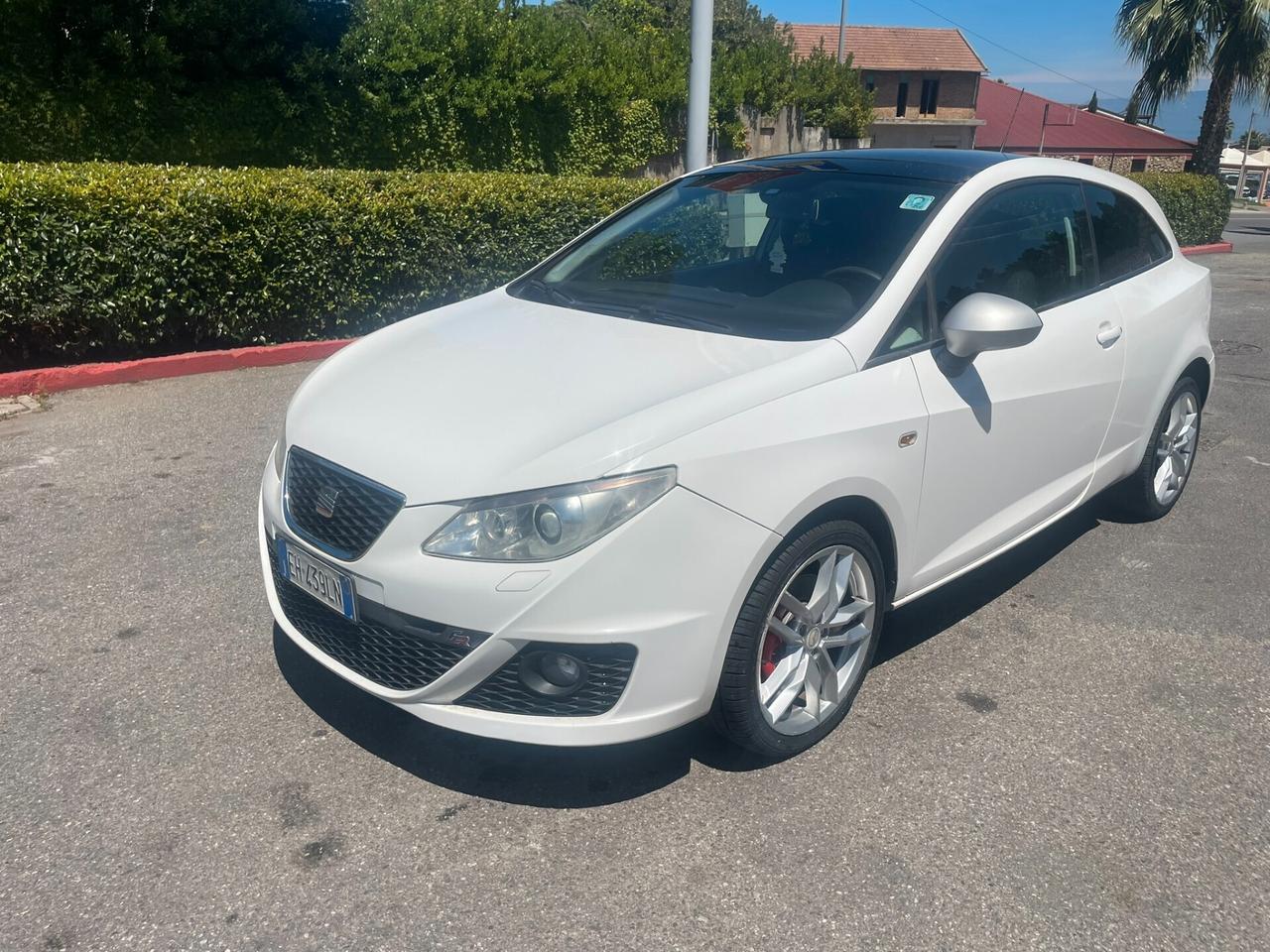 Seat Ibiza 2.0 TDI CR DPF 3 porte FR 2011 DIESEL 143CV fari bi-xeno