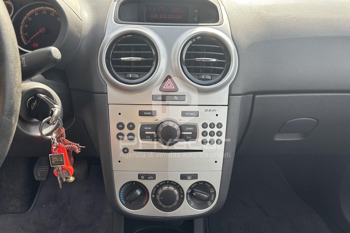 OPEL Corsa 1.2 5 porte Club